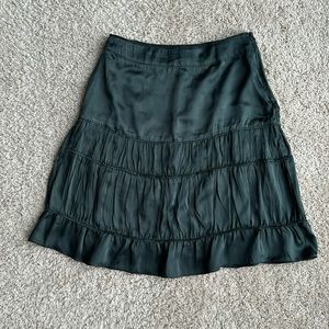 Miu miu green silk knee length skirt (size IT 40, XS)